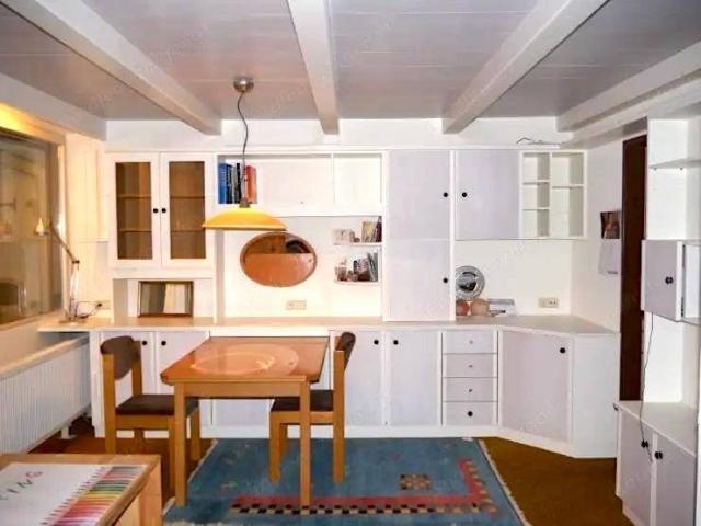 Gemütliches Studio mit Balkon  flexible Befristung möglich, provisionsfrei