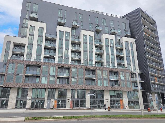 Gem Of A Unit In Prime Scarborough Location Near Ttc/parks/shops