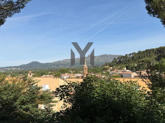 GEMENOS Le Charme de la Nature au Cœur de votre Futur Duplex