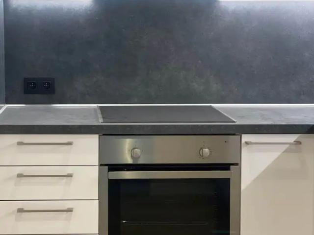 Gemeubeld appartement in stijlvol herenhuis, rustig gelegen nabij een rei