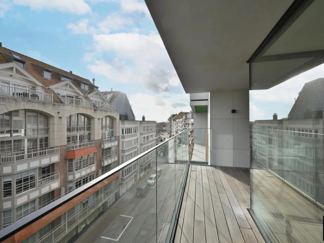Gemeubeld zonnig nieuwbouwappartement vlakbij Rubensplein