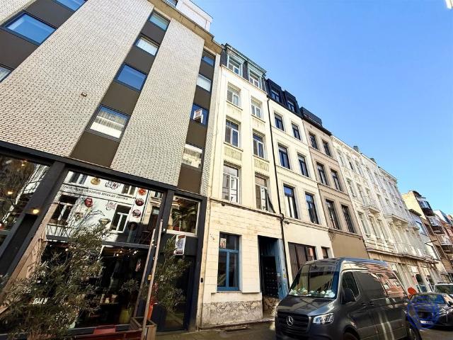 Gemeubelde studio kosten incl