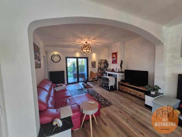 Gemeubelde woning HOB met garage en tuin