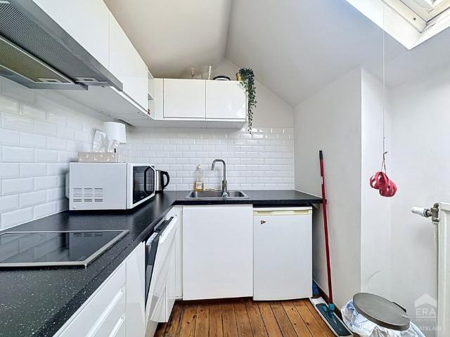 Gemeubileerde studio te huur in Elsene