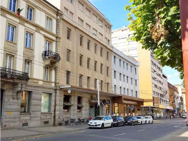 Gemischtes Mietgebäude zum Renovieren