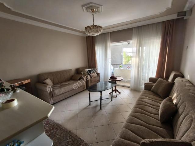 Gemlik Kurşunlu Işık Sitesi'nde Özel Plajlı, Bakımlı Daire