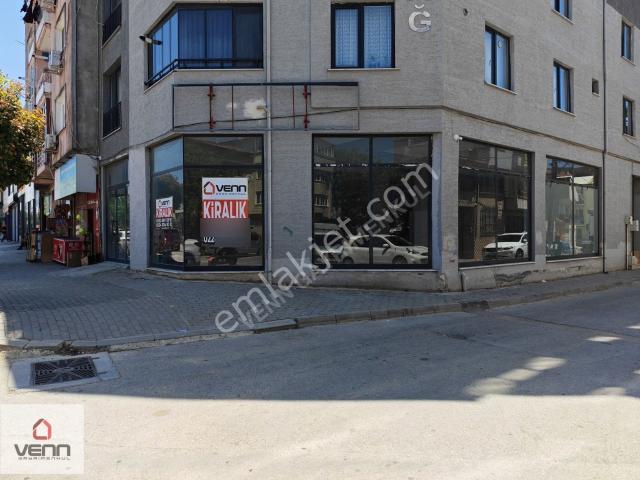 Gemlik Orhangazi Caddesi Üzeri 150 M2 Kiralık Köşe Dükkan