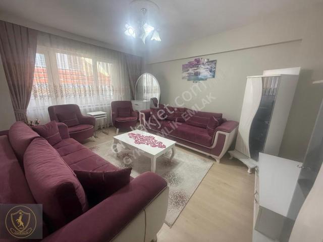 Gemlik Merkezde Eşyalı 3+1 Daire Sahile Yakın