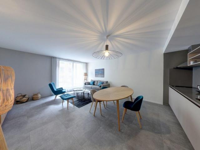 GEMÖBLIERTE RESIDENZ «PETITE COUR» 3 ZIMMER MIT HOTELDIENSTEN – UMFASSENDER UMFANG