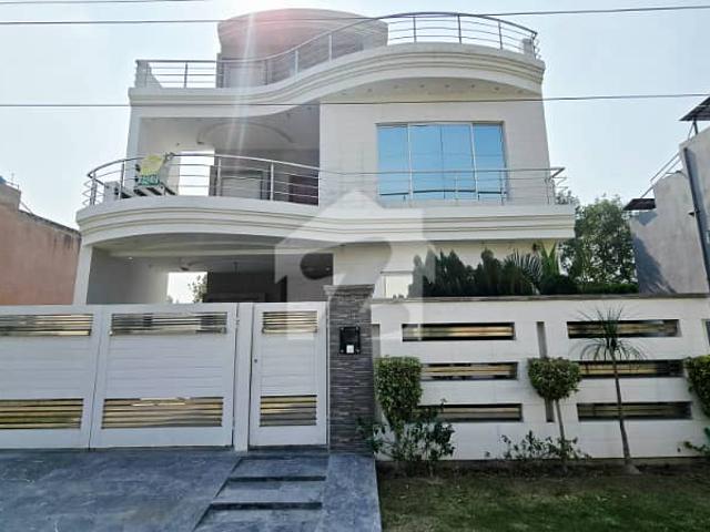 Genuine Ad Owner Built Brand New House Prime Location Wide Road Excellent Construction For Sale In Tariq Garden