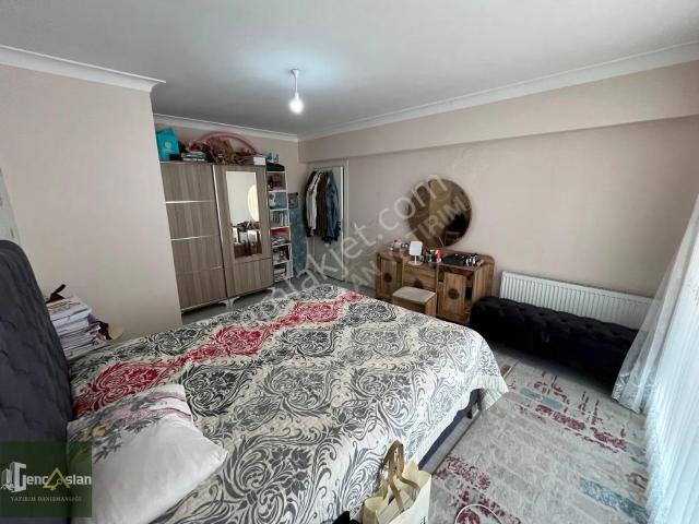 ▄gençaslan'dan▄cengizhan 846cad. Üzeri Asansörlü Ful Yapılı 4+1