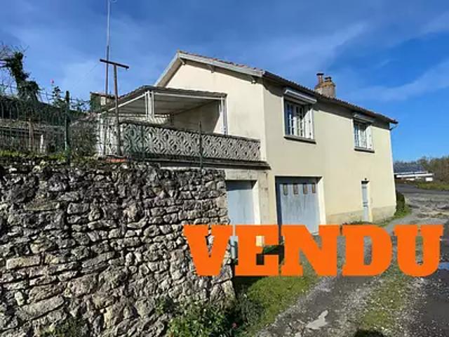 Gençay 86160 Achat / Vente maison 3 pièces t3
