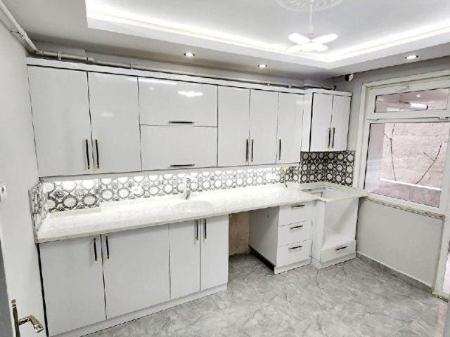 GENÇBAY EMLAK'TAN UNKAPANI MAH 1.KAT 3+1 FULL YAPILI MASRAFSIZ KREDİYE UYGUN FIRSAT DAİRE