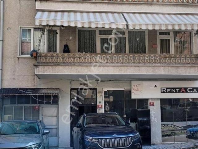 Genç Emlaktan Geniş 3+1 Kilerli Satılık Daire