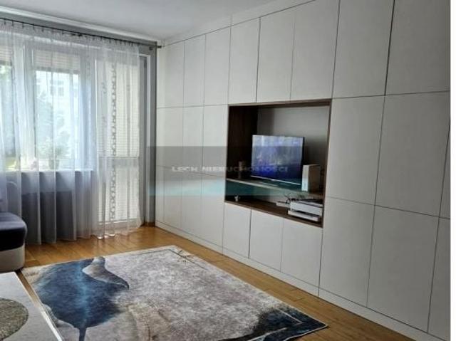 Gen. Kazimierza Sosnkowskiego 48 m², Warszawa