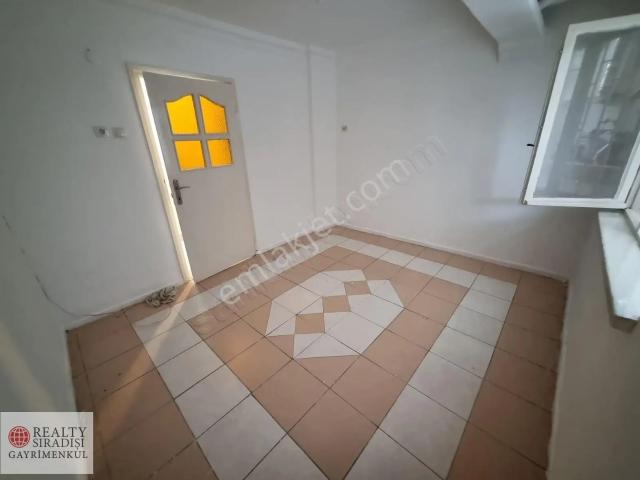 Gençlik Mah. Kiralık 1+1 Daire