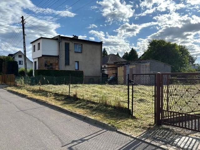 Gen. Sikorskiego 935 m², Ćwiklice