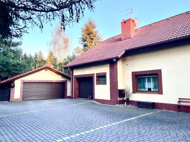 Gen. Tadeusza Komorowskiego Bora 235 m², Katowice