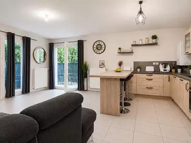 Genas 69740 Achat / Vente appartement 3 pièces t3 parking