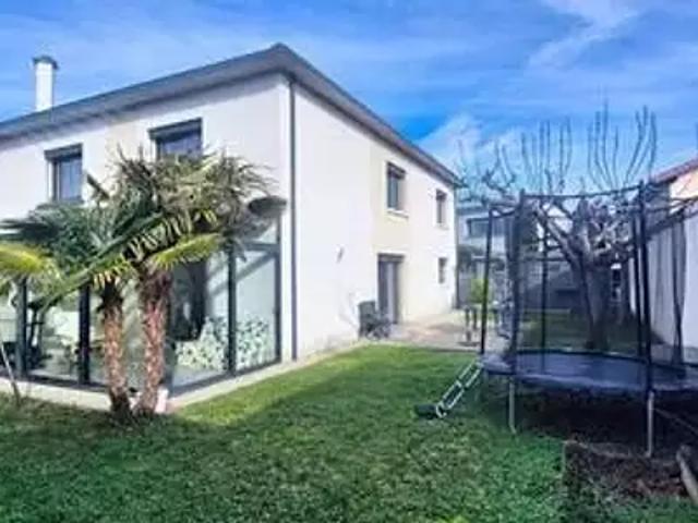 Genas 69740 Achat / Vente maison 4 pièces t4