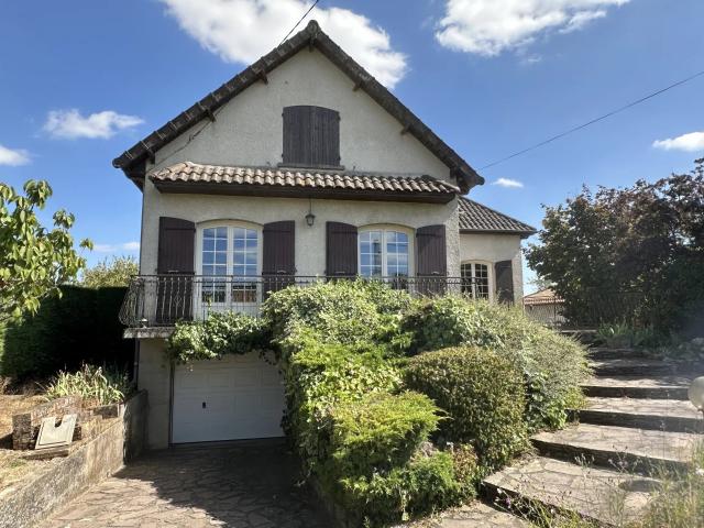Gencay 140m² Gençay