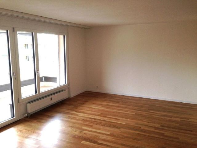 Generous 2 room apartment