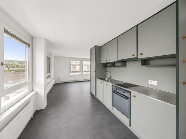 Generous and functional – modern studio near the city
