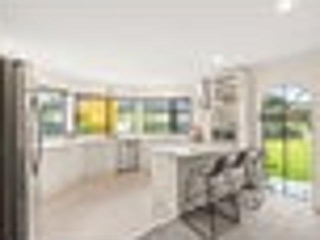Generous family home in quiet cul de sac