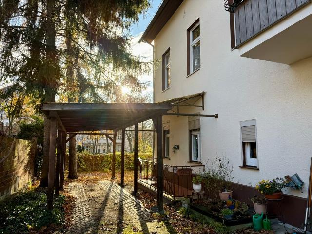 ZWEIFAMILIENHAUS ALS KAPITALANLAGE| 2 Wohnungen + Garten + Garage + Carport in Lichterfelde West!