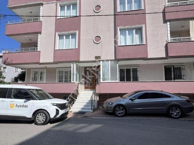 Geniş Bahçe Kullanımlı 2+1 Dairemiz Satışta