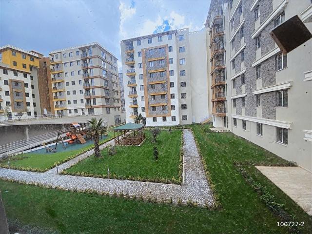 GENİŞ, EBEVEYN BANYOLU, 724 GÜVENLİKLİ KİRALIK 2+1