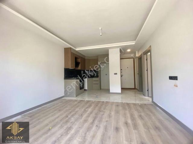 Geniş Kiralık 1+1 Bahçe Katı Daire