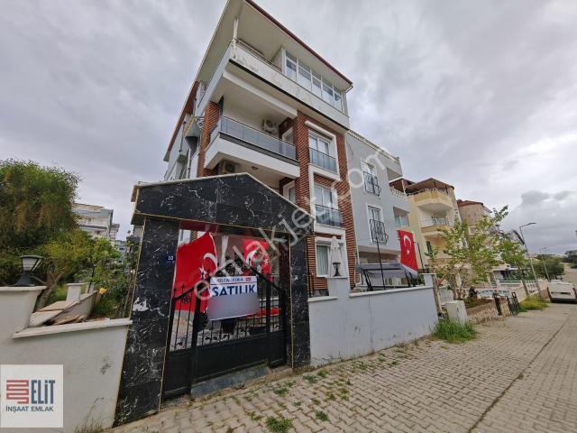 Geniş Verandasıyla Öne Çıkan Fırsat Daire.
