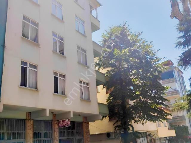 Geniş 4+1 Merkezi Konumda Daire