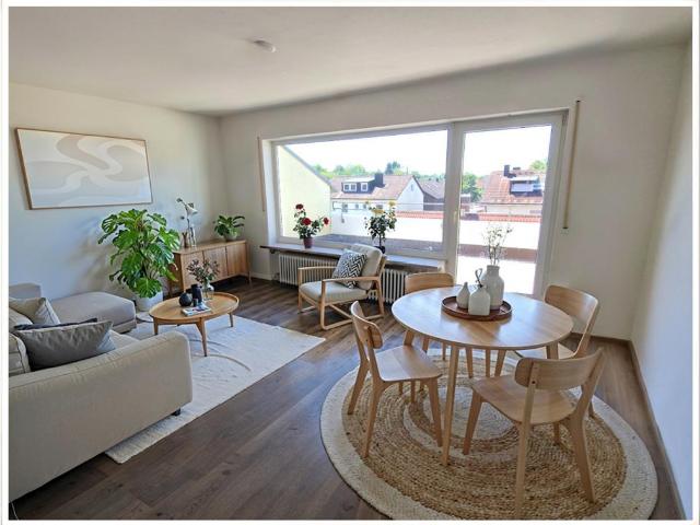 Genießen Sie den Sommer auf Ihrer Dachterrasse! Flotte 2,5 Zimmer Wohnung mit Dachterrasse in Olching Neuesting