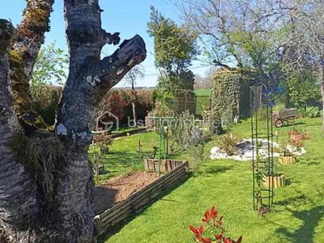 Génis 24160 Achat / Vente maison 5 pièces t5 terrasse