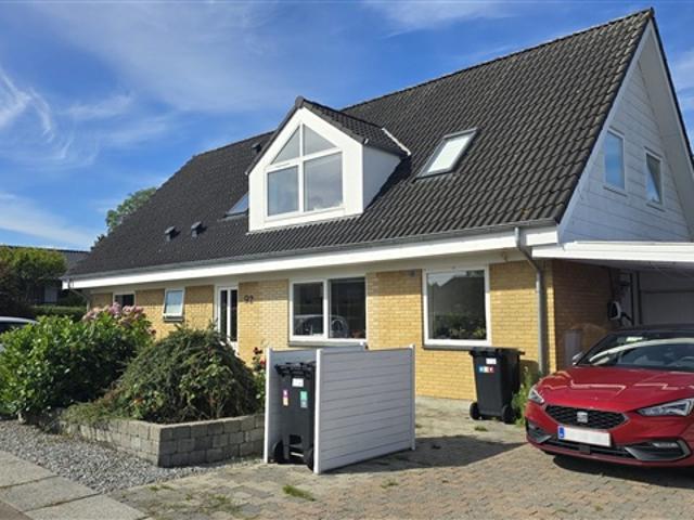 Gennemført villa med skøn have og masser af plads, Viby J, Aarhus
