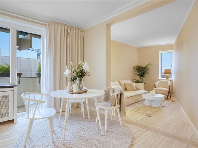 Gennemrenoveret og møbleret lejlighed, København NV, København