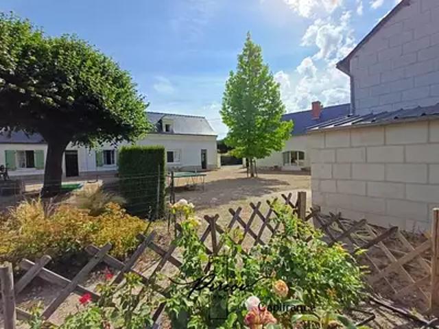 Gennes Val de Loire 49350 Achat / Vente maison 13 pièces t13 jardin
