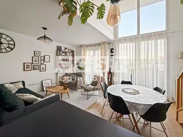 Gennevilliers 92230 Achat / Vente appartement 5 pièces t5 au dernier étage terrasse