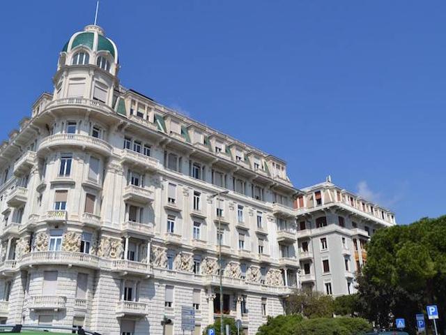 Genova via Corsica, 21
