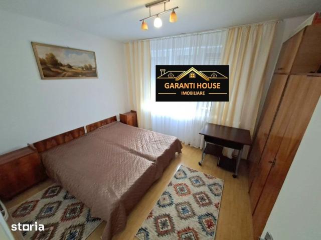 George Cosbuc, apartament cu 3 camere, semidecomandat, 350€/Luna