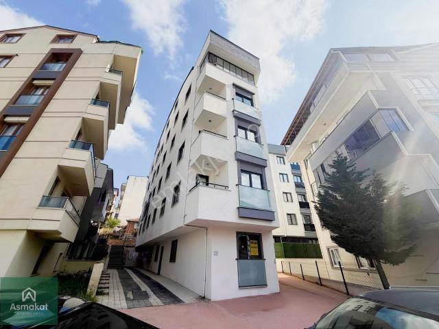 Gebze Barış Mahallesinde 2+1 Satılık Daire