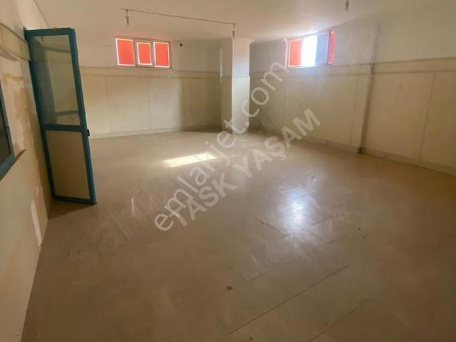 Gebze Osman Yılmaz 120 M² Kiralık Dükkan | Depo | Düz Giriş