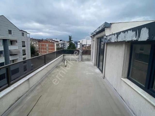 Gebze Osman Yılmaz Mahallesi'nde Satılık 4+1 Dubleks | 220 M²
