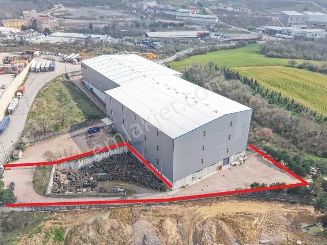 Gebze Pelitli De Hafif İmalata Ve Depo Antrepoya Uygun Fabrika