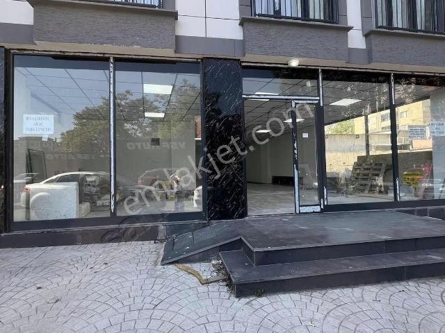Gebze Sultan Orhan Mah. 125 M2 Satılık Dükkan
