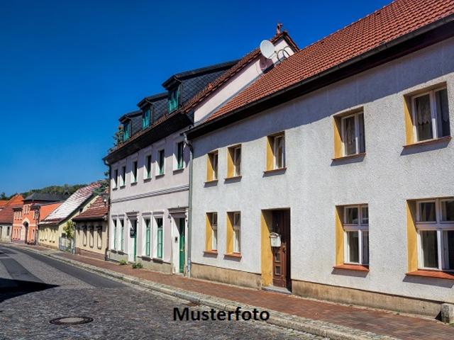 Gebäude in Faido