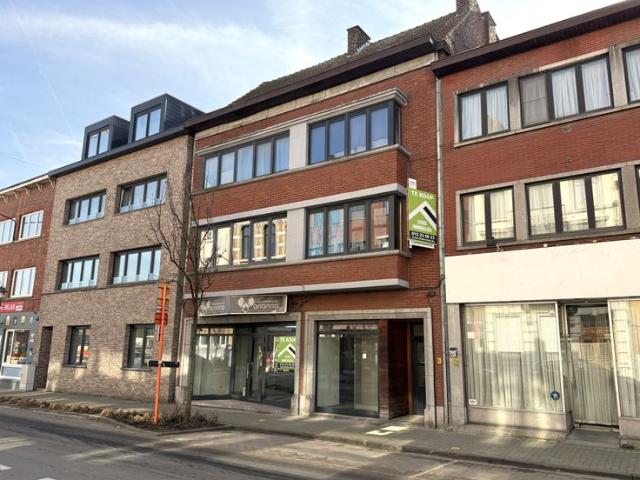 Gebouw met 3 instapklare appartementen centrum Tongeren