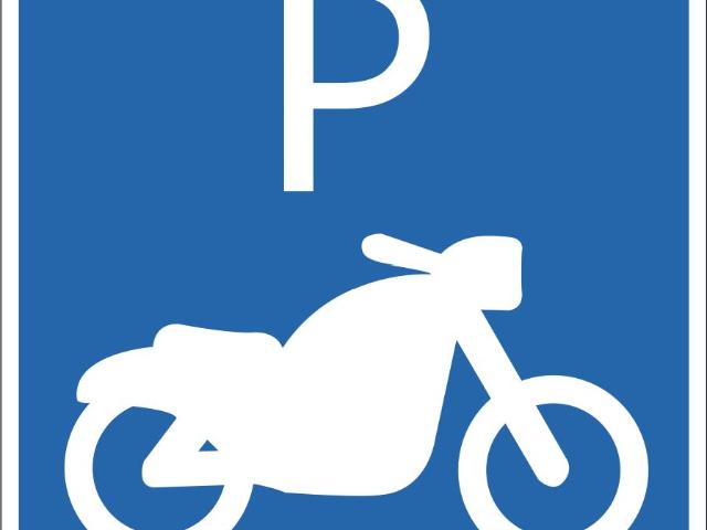 Gedeckter Motorradparkplatz
